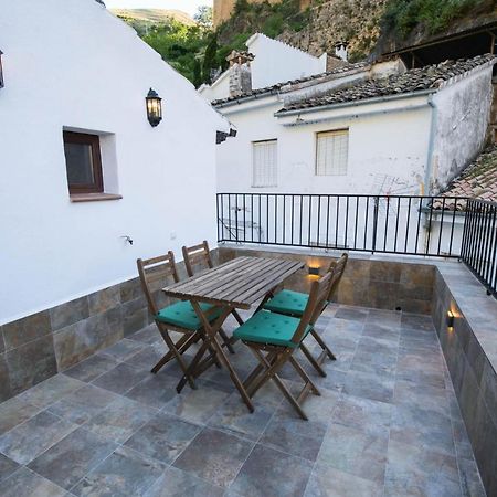 Apartamento Cazorla Plaza Exterior foto