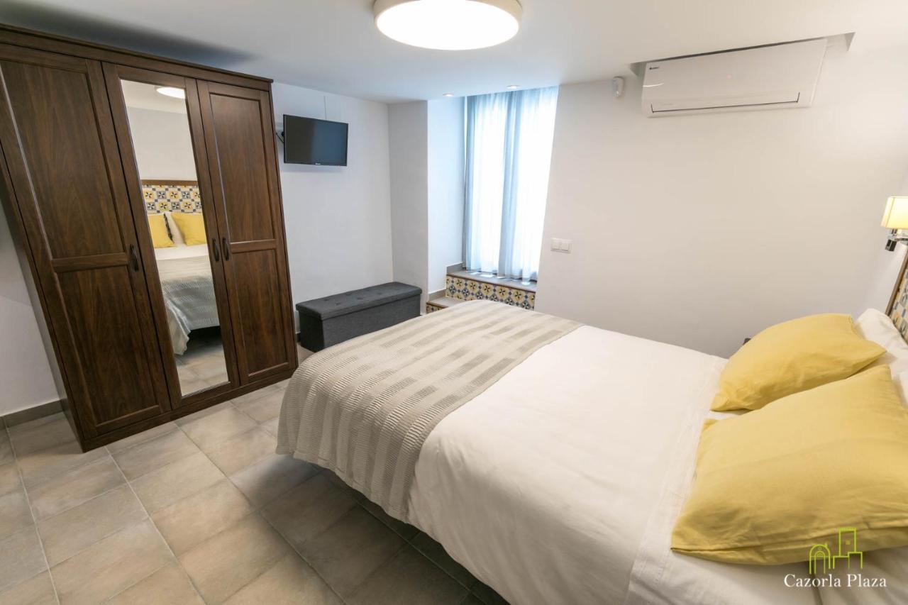 Apartamento Cazorla Plaza Exterior foto